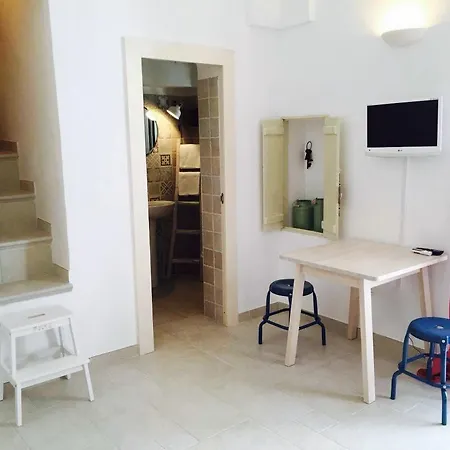 L'alcova Di Garibaldi 펜션 *