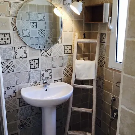 펜션 L'alcova Di Garibaldi *